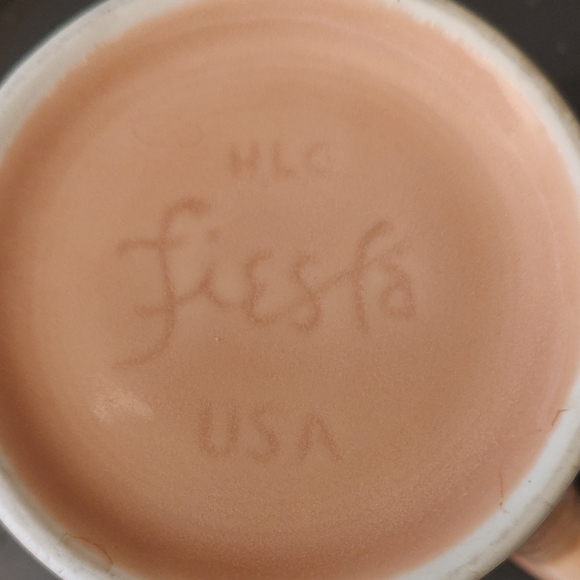 VINTAGE Fiesta Mug Shell Pink 1948 Tom and Jerry Excellent Condition No Chips - Picture 3 of 3